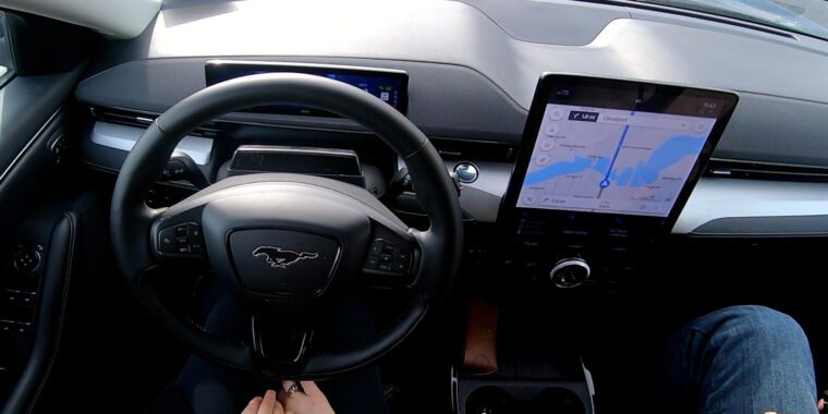 L’assistance au conducteur Ford BlueCruise sous surveillance fédérale après 2 décès