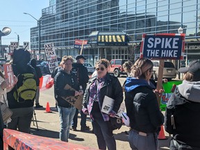 Une manifestation contre la taxe carbone.