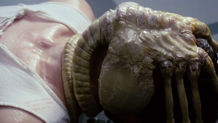 Découvrez le terrifiant Facehugger créé par l'atelier Weta pour Alien Romulus et ne dormez plus jamais
