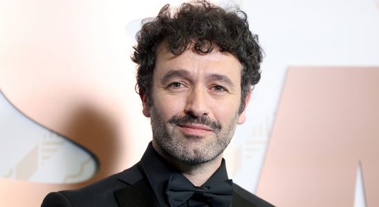 PARIS, FRANCE - FEBRUARY 24: Rodrigo Sorogoyen poses with the "Best foreign film" César Award for the movie "As Bestas" during the 48th Cesar Film Awards at L'Olympia on February 24, 2023 in Paris, France. (Photo by Pascal Le Segretain/Getty Images)