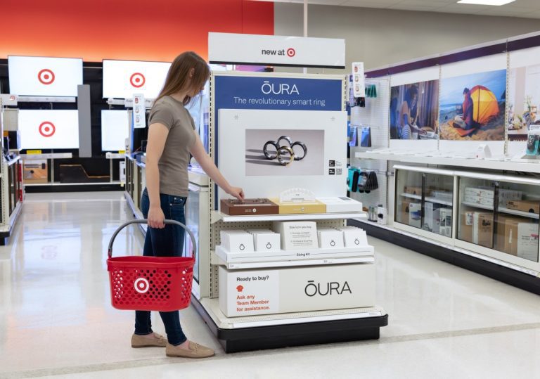 La bague intelligente d’Oura arrive dans les magasins Target