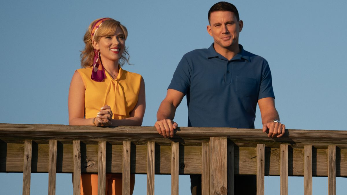 La bande-annonce de Fly Me To The Moon présente Channing Tatum et Scarlett Johansson dans une comédie romantique sur un faux atterrissage sur la Lune, et j'ai tellement de questions
