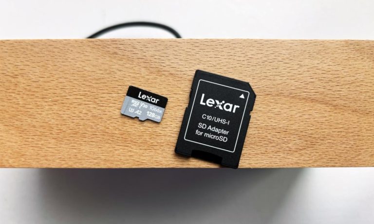 La dernière vente de stockage de Lexar comprend une carte microSD de 1 To pour 76 $