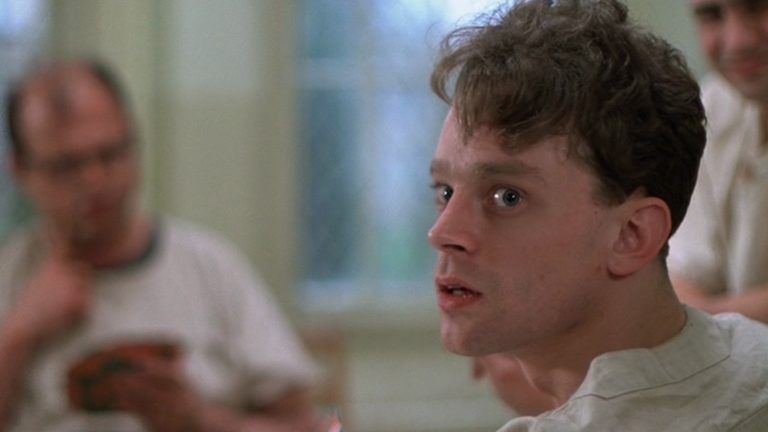 La légende de l'horreur Brad Dourif a pris sa retraite d'acteur – à une exception près
