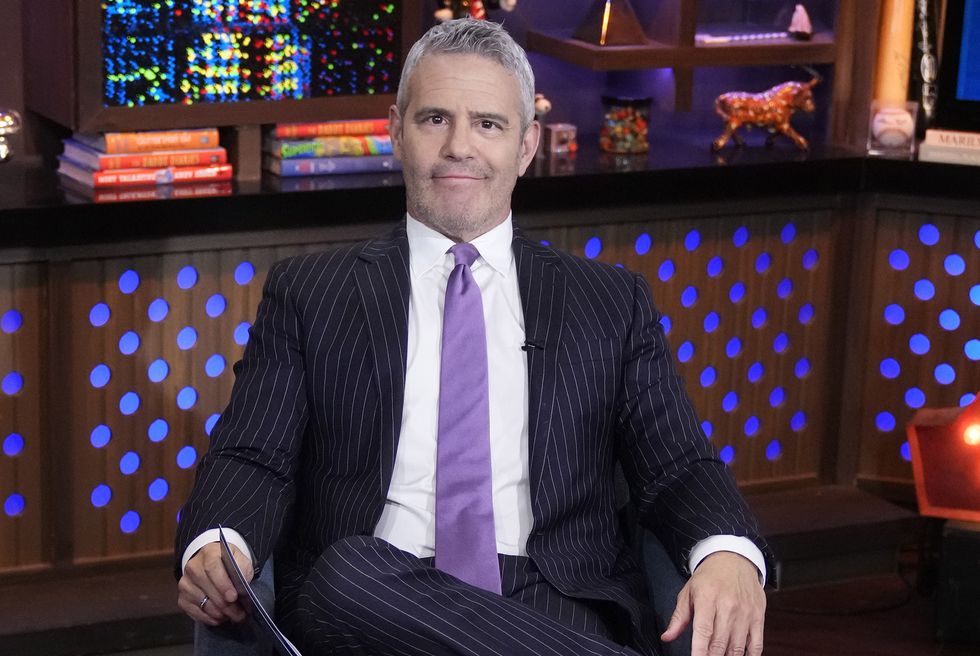 regarde ce qui se passe en direct avec Andy Cohen