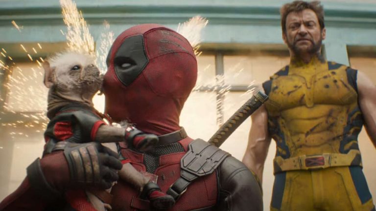 La star de Deadpool et Wolverine, Ryan Reynolds, aime ces affiches sur le thème de la cocaïne pour le film
