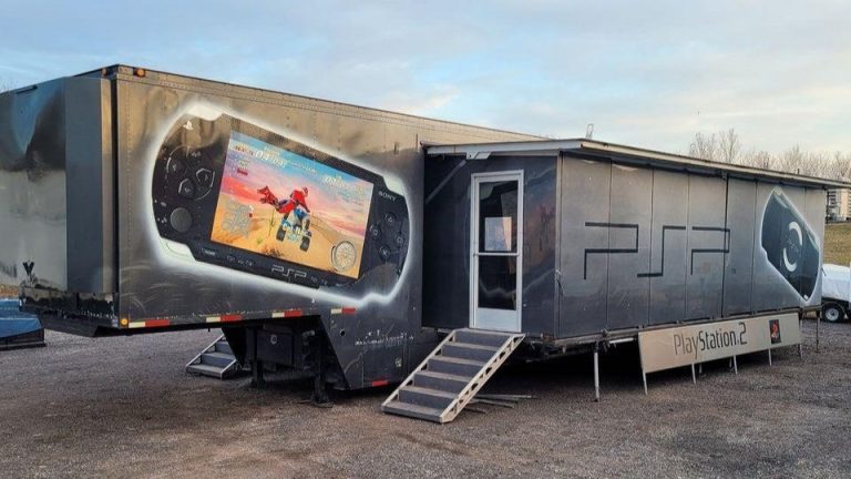 Le PlayStation Experience Truck de 2006 est vendu en ligne pour 70 000 $
