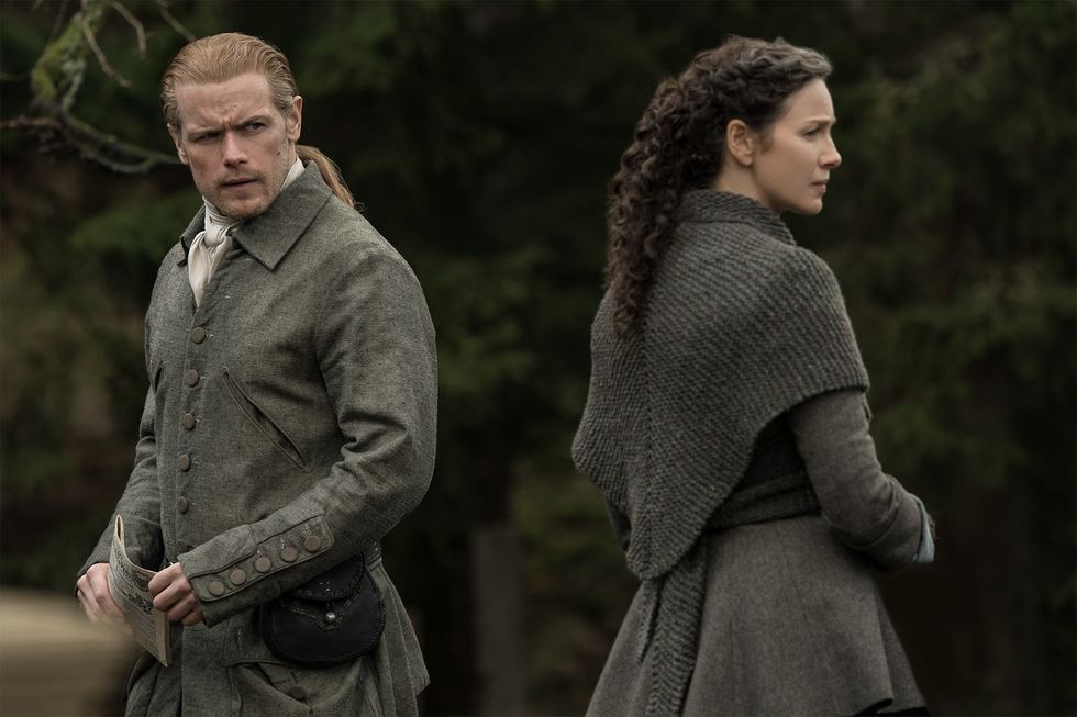 Catriona Balfe comme Claire, Sam Heughan comme Jamie Fraser, Outlander, saison 6