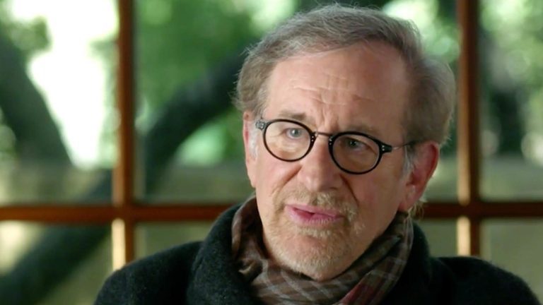 Le réalisateur Steven Spielberg prépare tranquillement un autre film sur les extraterrestres
