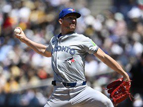 Les Blue Jays ratent leur chance de balayage grâce à des jeux bâclés contre les Padres