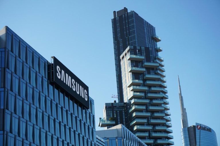 Samsung obtient une subvention de 6,4 milliards de dollars en vertu de la loi CHIPS pour construire un « écosystème de semi-conducteurs » au Texas