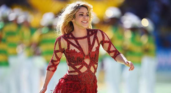 Shakira 100 Million Facebook Followers