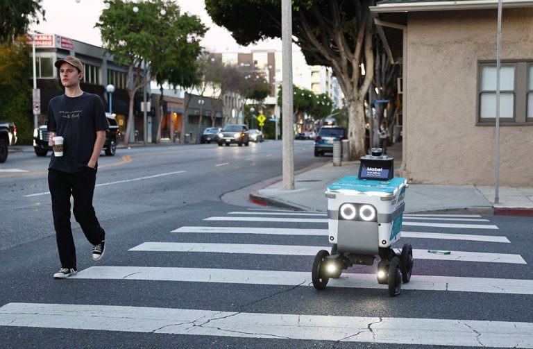 Uber et Serve Robotics, soutenu par Nvidia, arrivent sur les marchés publics avec une dépense de 40 millions de dollars