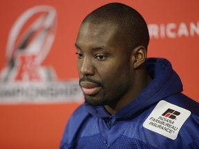 L'ancien arrière défensif de la NFL, Vontae Davis, a été retrouvé mort lundi.