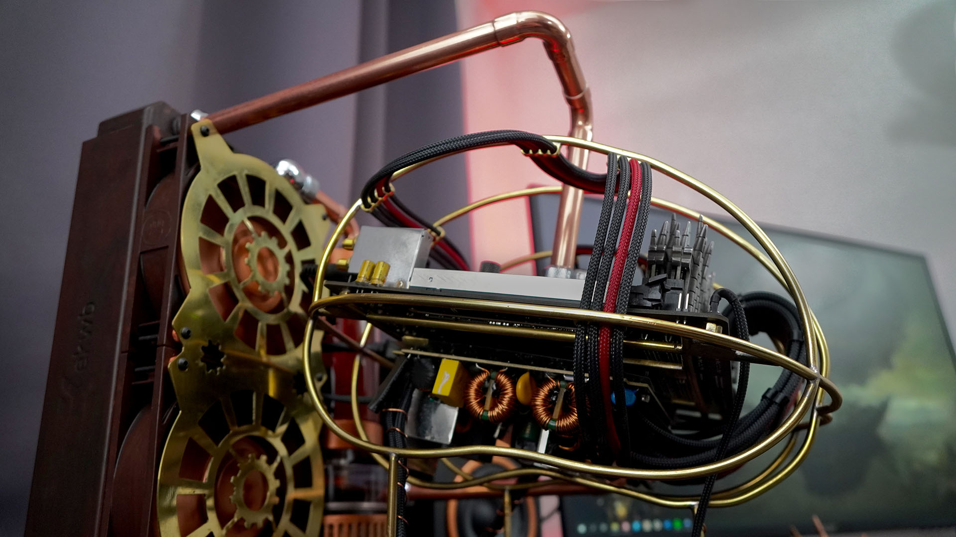 Le PC steampunk suspendu au boîtier