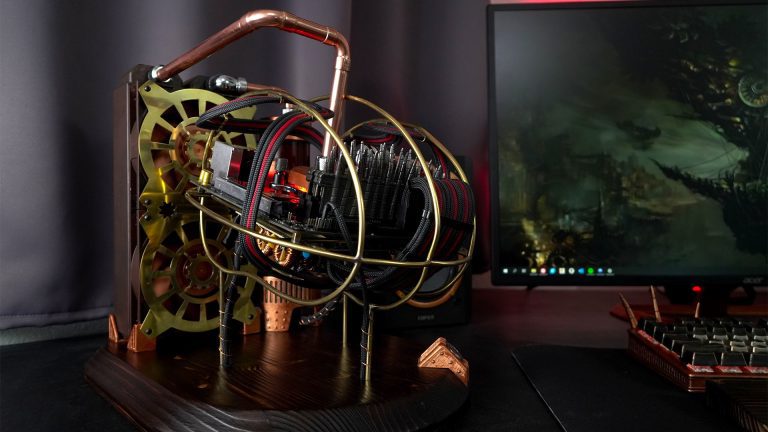 Cette version PC steampunk est inspirée d'un cerveau dans un pot
