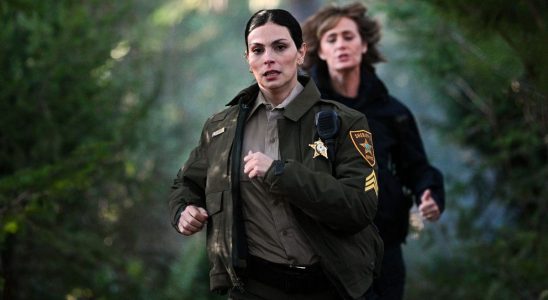 Pictured: Morena Baccarin as Sheriff Mickey Fox and Diane Farr as Sharon Leone running.