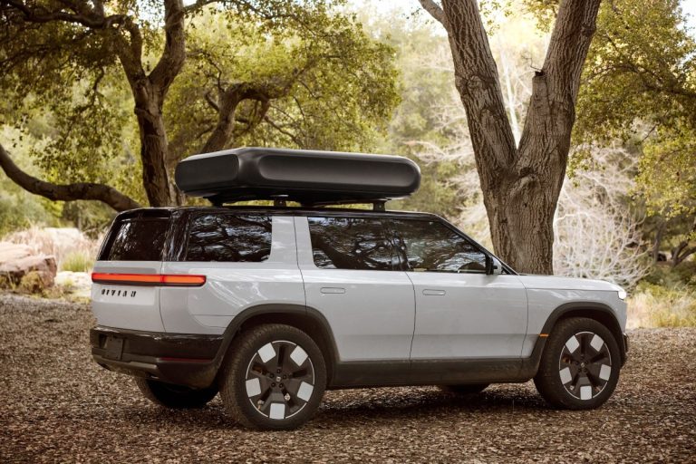 Rivian remporte un programme d’incitation de 827 millions de dollars pour agrandir son usine de l’Illinois en vue de la production de R2