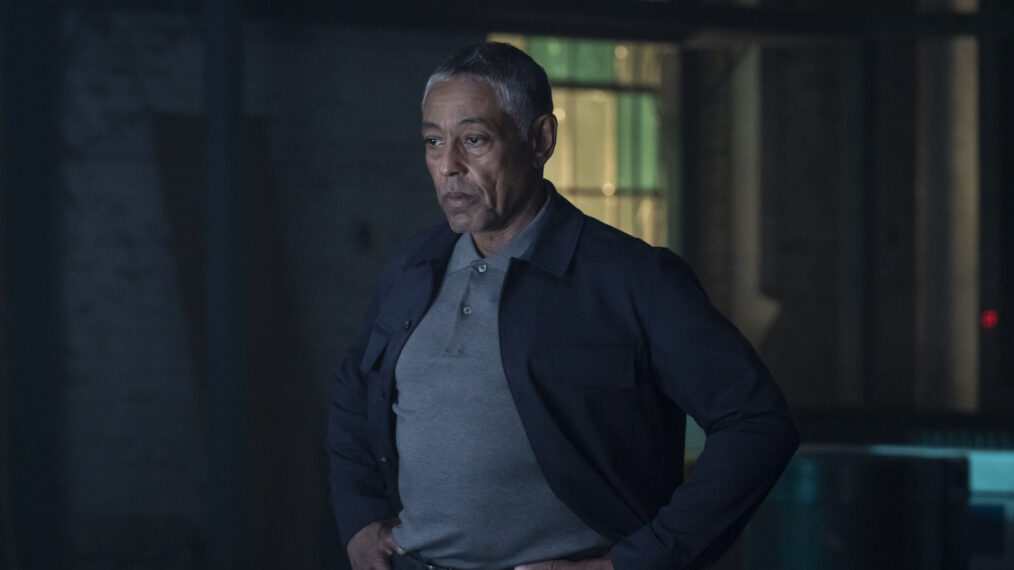 Giancarlo Esposito comme Grey Bourgeois - Paroisse