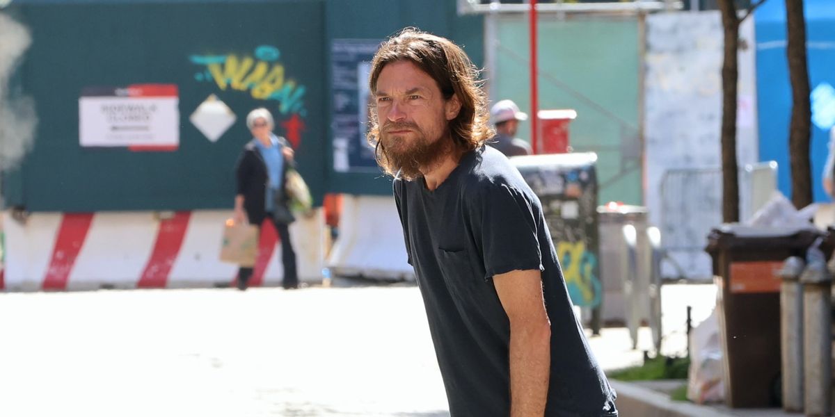 Premier aperçu de la transformation de Jason Bateman pour une nouvelle série
