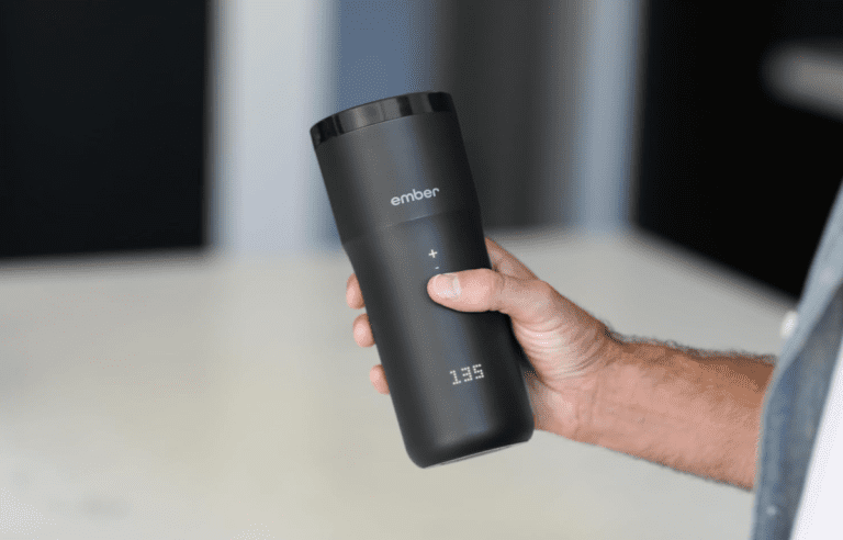 Ember’s Travel Mug 2+ avec support Find My tombe à un prix record