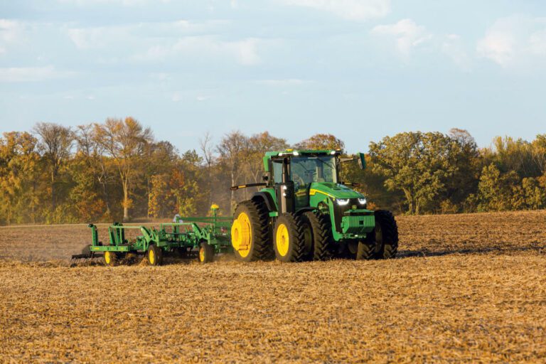 Ces tempêtes géomagnétiques perturbent les systèmes GPS des techniciens agricoles