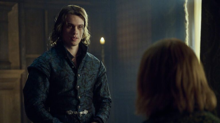 Nicholas Galitzine as George Villiers in the 