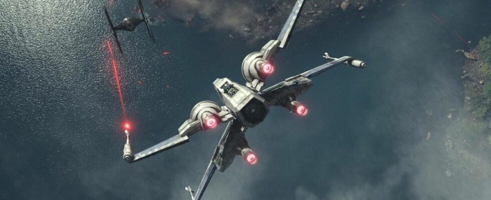 X-Wing shooting at TIE Fighter in Star Wars: The Force Awakens