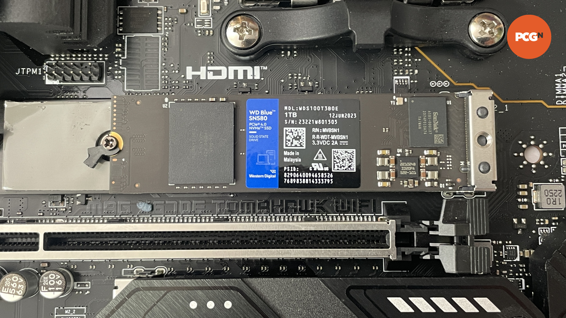 Le SSD SN580 installé dans le slot NVME de la carte mère