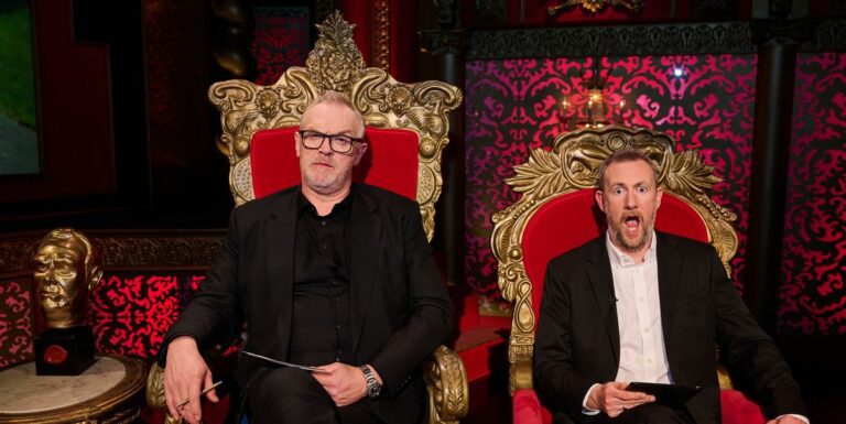 Taskmaster confirme la programmation de la saison 18 – y compris le favori de Gogglebox
