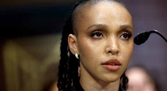 FKA Twigs révèle qu'elle a développé son propre Deepfake lors d'un témoignage au Congrès sur la réglementation de l'IA avec le PDG de Warner Music. Les plus populaires À lire absolument Inscrivez-vous aux newsletters variées Plus de nos marques