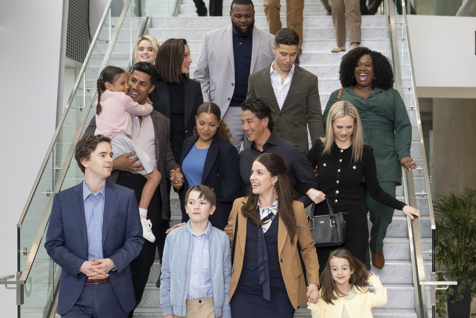 freddie highmore, paige spara, chuku modu, kayla cromer, christina chang, antonia thomas, wavyy jonez, will yun lee, brandon larracuente, bria samone henderson, fiona gubelmann, le bon docteur, finale de la saison 7