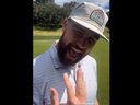 Travis Kelce se déchaîne sur Bad Blood de Taylor Swift en jouant au golf cette semaine.