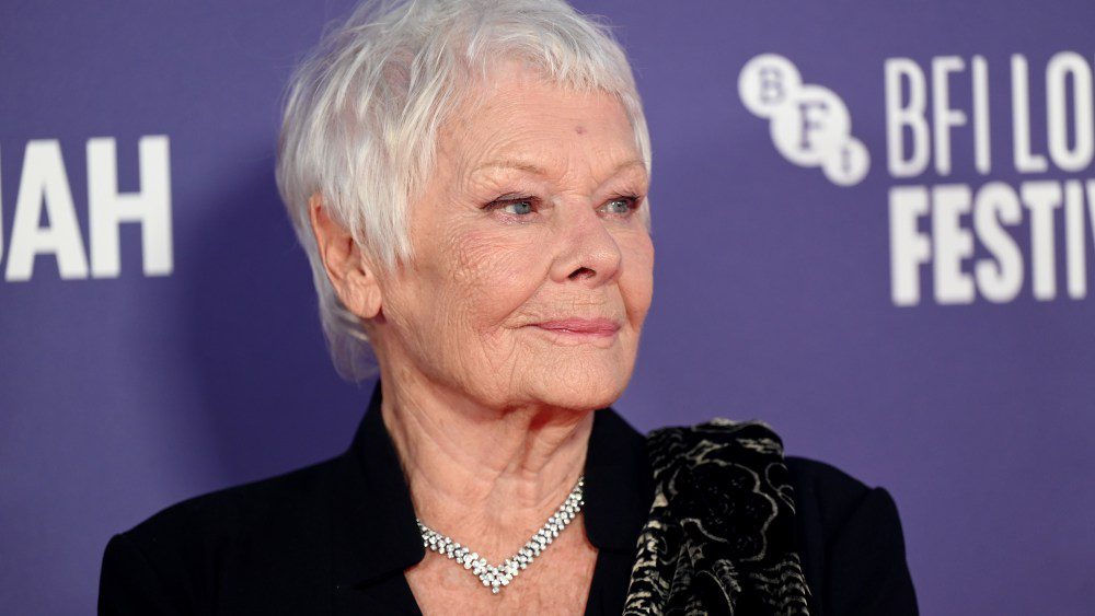 Judi Dench critique les avertissements déclencheurs au théâtre : « Si vous êtes si sensible, n'y allez pas »
	
	
