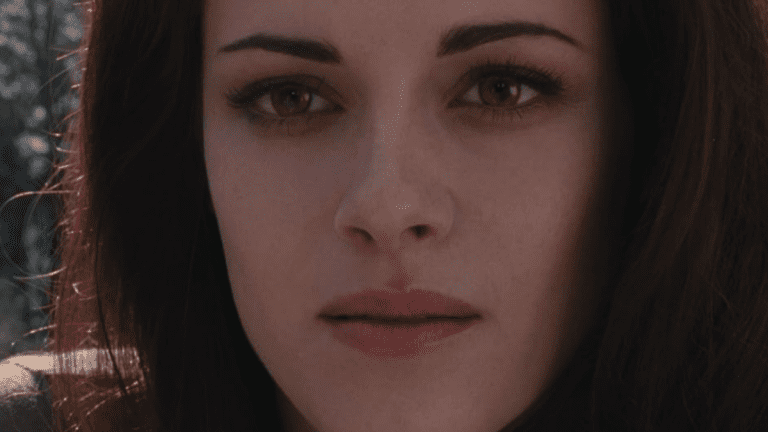 Kristen Stewart as a vampire in Twilight: Breaking Dawn Part 2