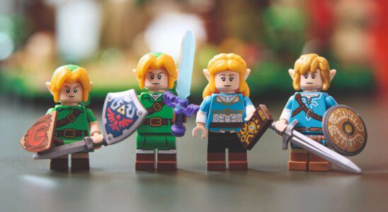 Link minifigures from upcoming LEGO set