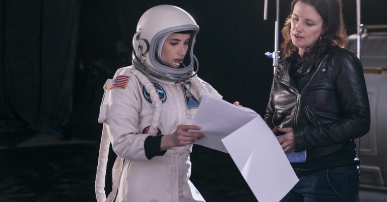 La comédie romantique d'Emma Roberts pour la NASA est la Légalement Blonde des films d'astronautes
