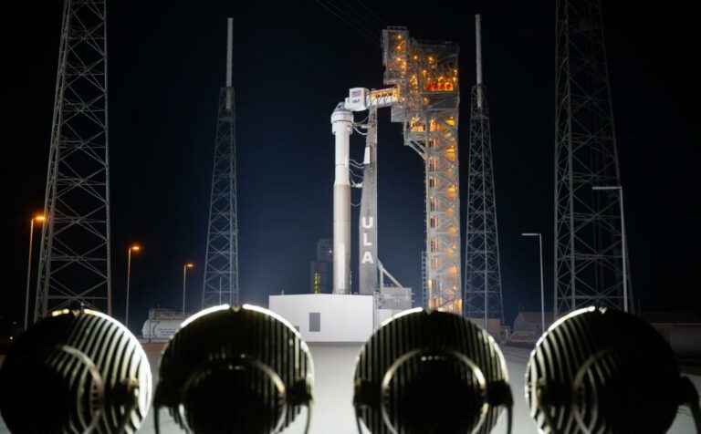 La première mission de l’équipage de Starliner est encore une fois repoussée, cette fois sans nouvelle date de lancement