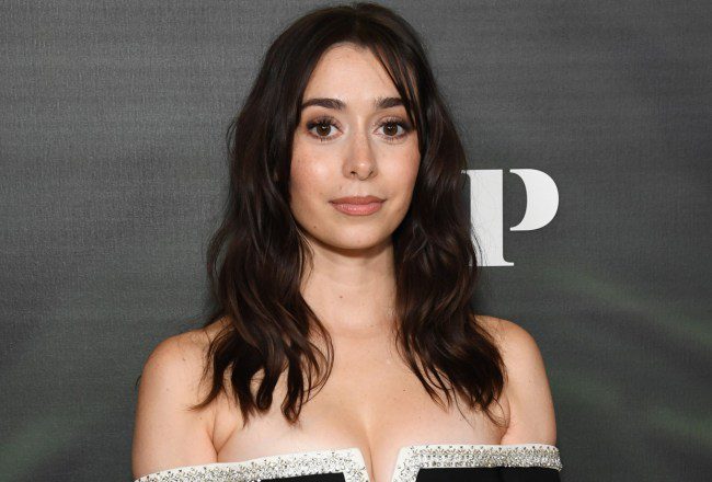 La saison 2 de « Hit-Monkey » présente Cristin Milioti — Série animée Hulu