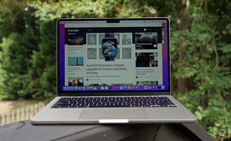 Le MacBook Air M2 13 pouces d’Apple tombe à un nouveau plus bas de 829 $