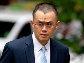 Le fondateur de Binance, Changpeng Zhao, arrive mardi au tribunal fédéral de Seattle, Washington.