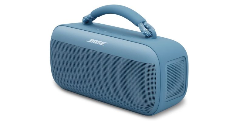 Le nouveau SoundLink Max de Bose a une petite poignée et un gros son