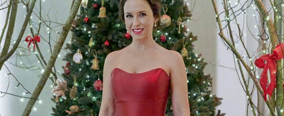 Lacey Chabert in promo photo for Hallmark Christmas movie.