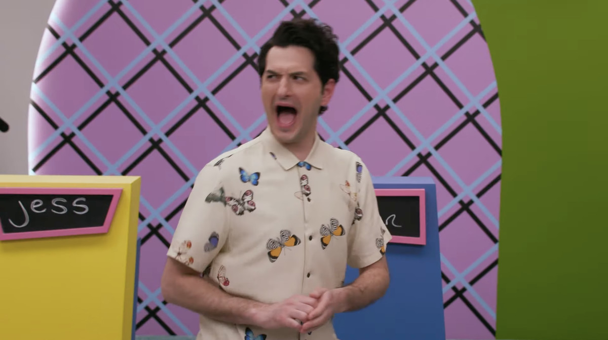 Ben Schwartz crie sur le plateau de Make Some Noise.