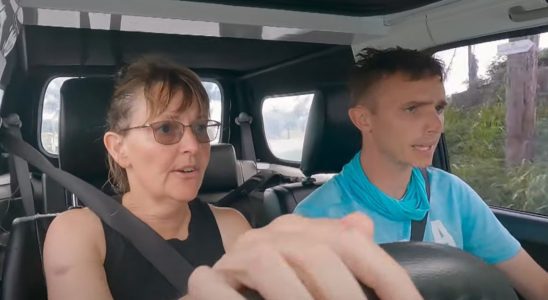 Angie And Danny drive to a Detour on The Amazing Race.