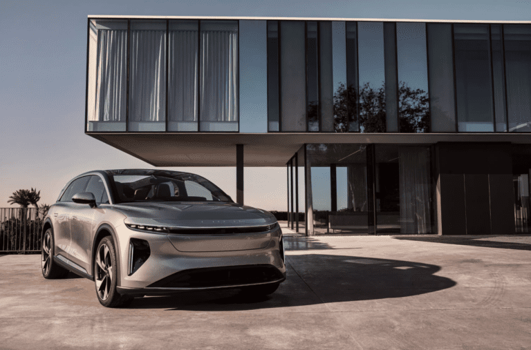 Lucid Motors supprime six pour cent de ses effectifs avant le lancement du SUV EV