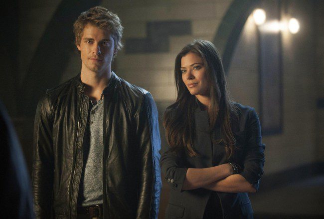 Luke Mitchell revisite « The Tomorrow People » et d’autres rôles télévisés passés