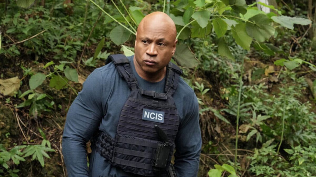 NCIS : Hawai'i a livré un suspense frustrant lors de la finale de la série, et le discours final de Sam fait encore plus mal à l'annulation
