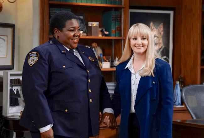 « Night Court » renouvelé pour la saison 3 sur NBC — Melissa Rauch