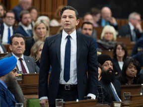 Pierre Poilievre expulsé de la Chambre des communes pour avoir qualifié Trudeau de « farfelu » et d’« extrémiste »